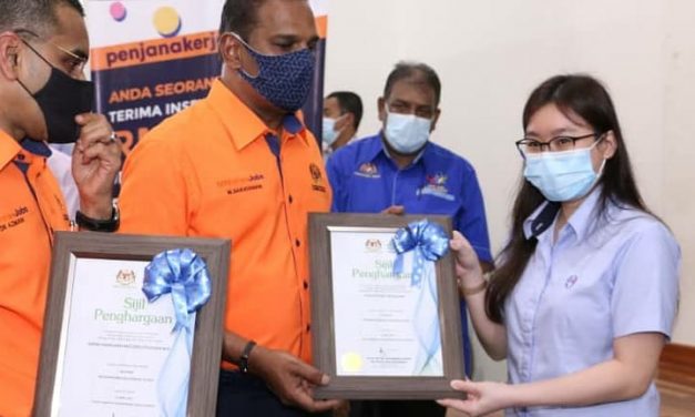 KSM yakin lebih banyak pekerjaan setaraf dengan graduan pada 2021