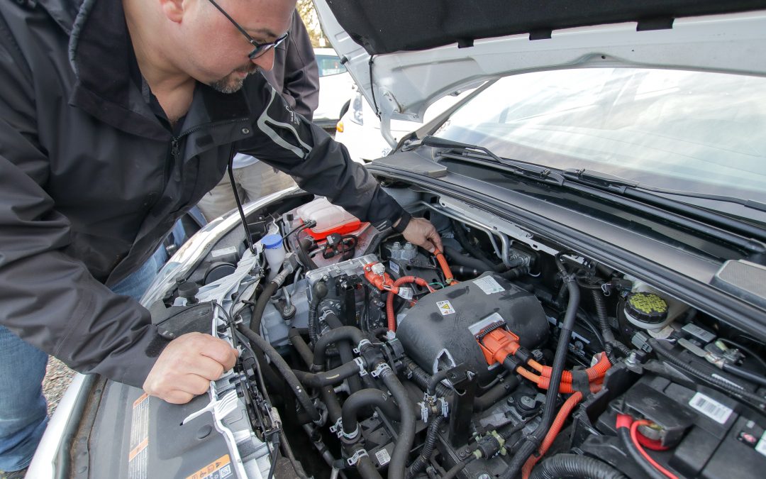UTI – Orlando Launches BMW FastTrack Technician Training Program