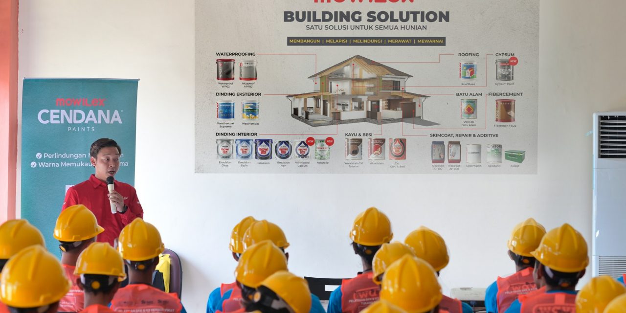 MOWILEX PARTNERS WITH HABITAT FOR HUMANITY TO TRAIN THE NEXT GENERATION OF PAINT APPLICATORS IN INDONESIA