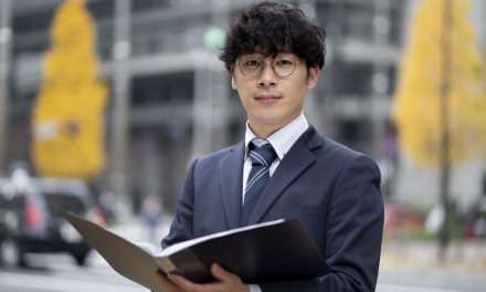 INSEAD Extends Final MBA Application Deadline and Reopens Scholarships to Support Professionals Navigating Global Uncertainty